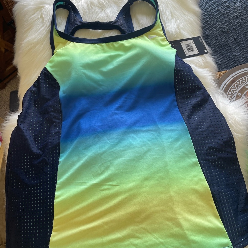 Plus Size 2x Nike Tankini Top BNWT